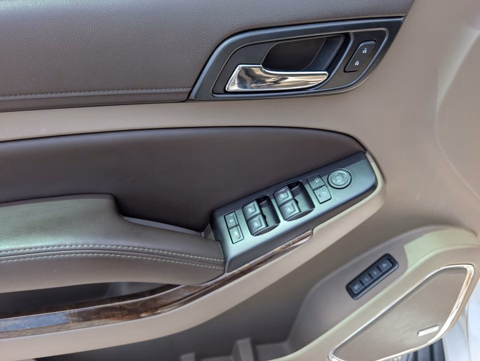 2017 Chevrolet Tahoe LT - Photo 9
