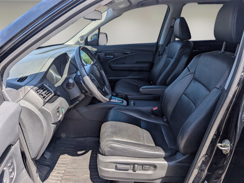 2017 Honda Pilot Elite - Photo 11
