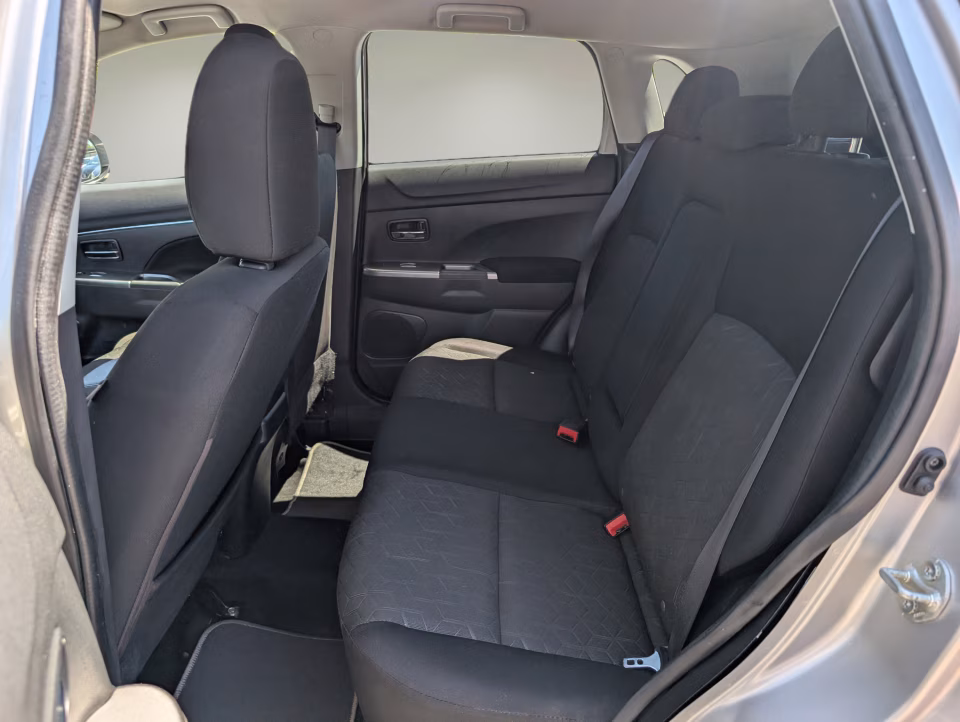 2021 Mitsubishi Outlander Sport SE - Photo 12
