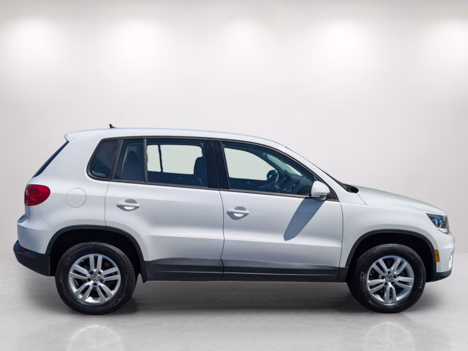 2014 Volkswagen Tiguan S - Photo 4